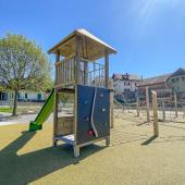 12.04.2024 Spielturm mit Kletterkombination